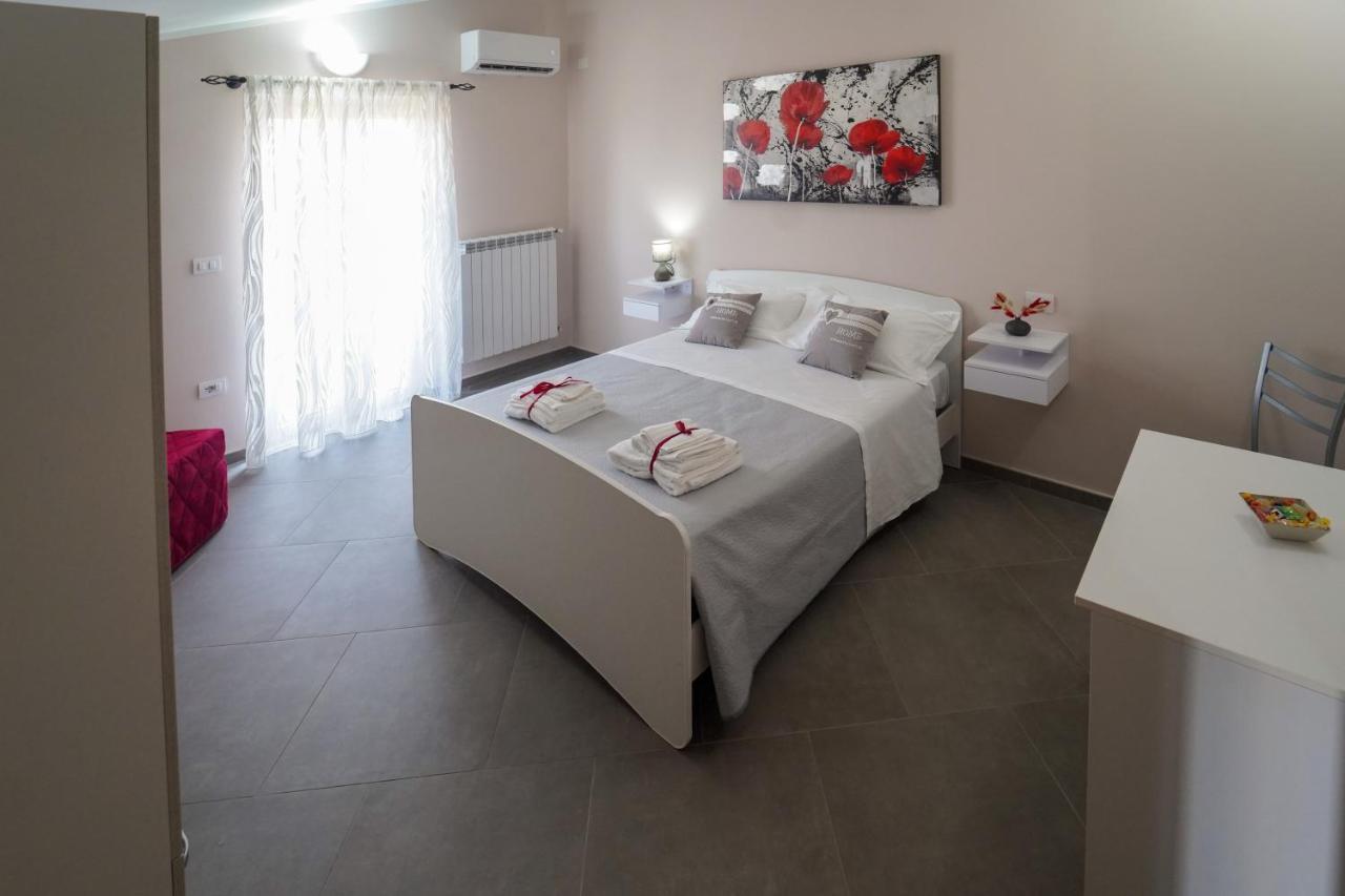 Villa Falcone Alvignano Esterno foto