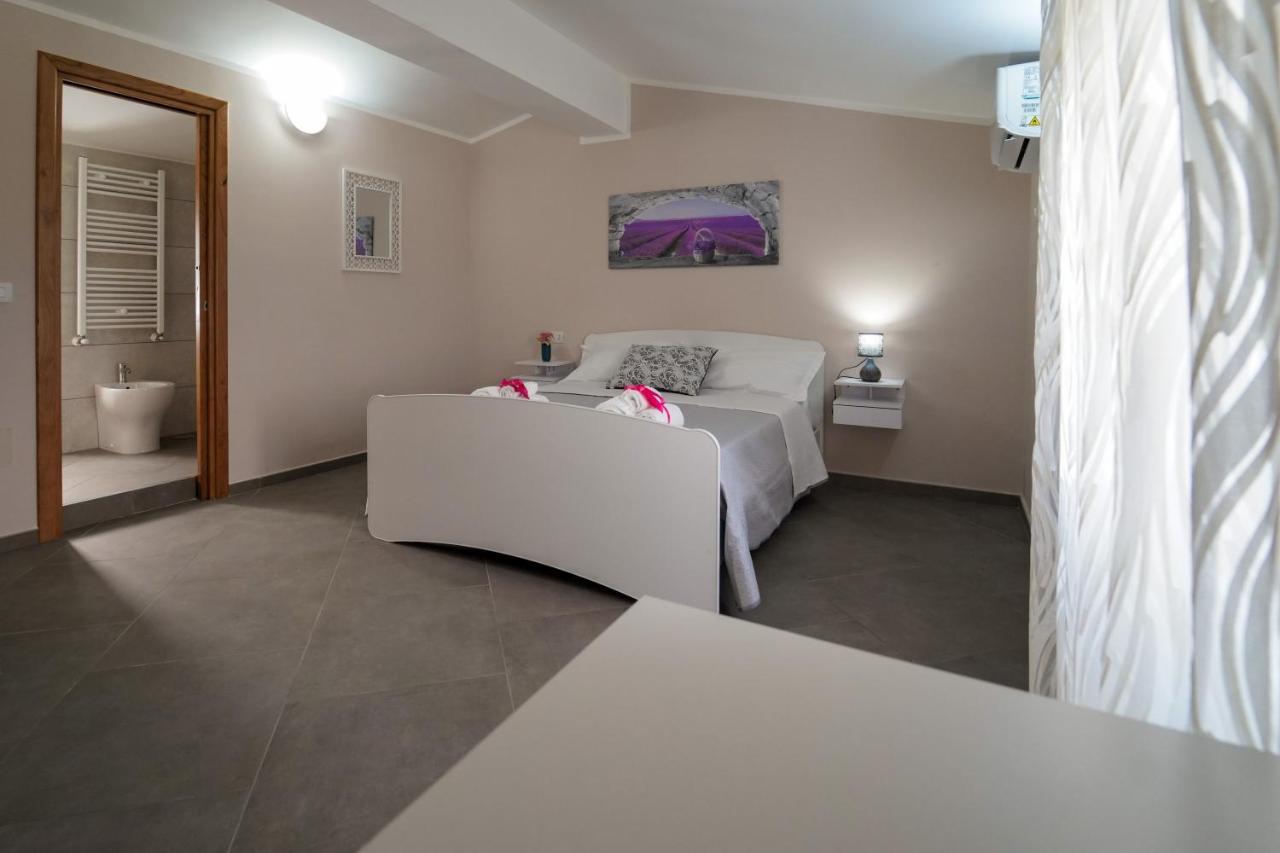 Villa Falcone Alvignano Esterno foto