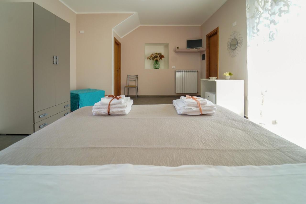 Villa Falcone Alvignano Esterno foto
