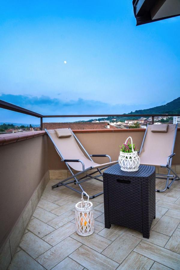 Villa Falcone Alvignano Esterno foto